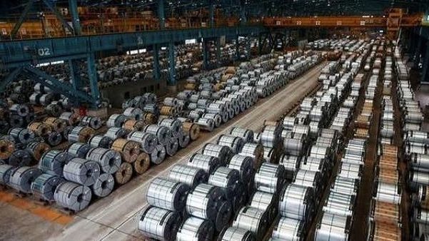 Nippon Steel, üretim kapasitesini düşürüyor