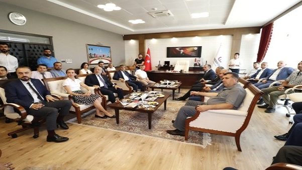 Çelik sektörü sahada incelendi