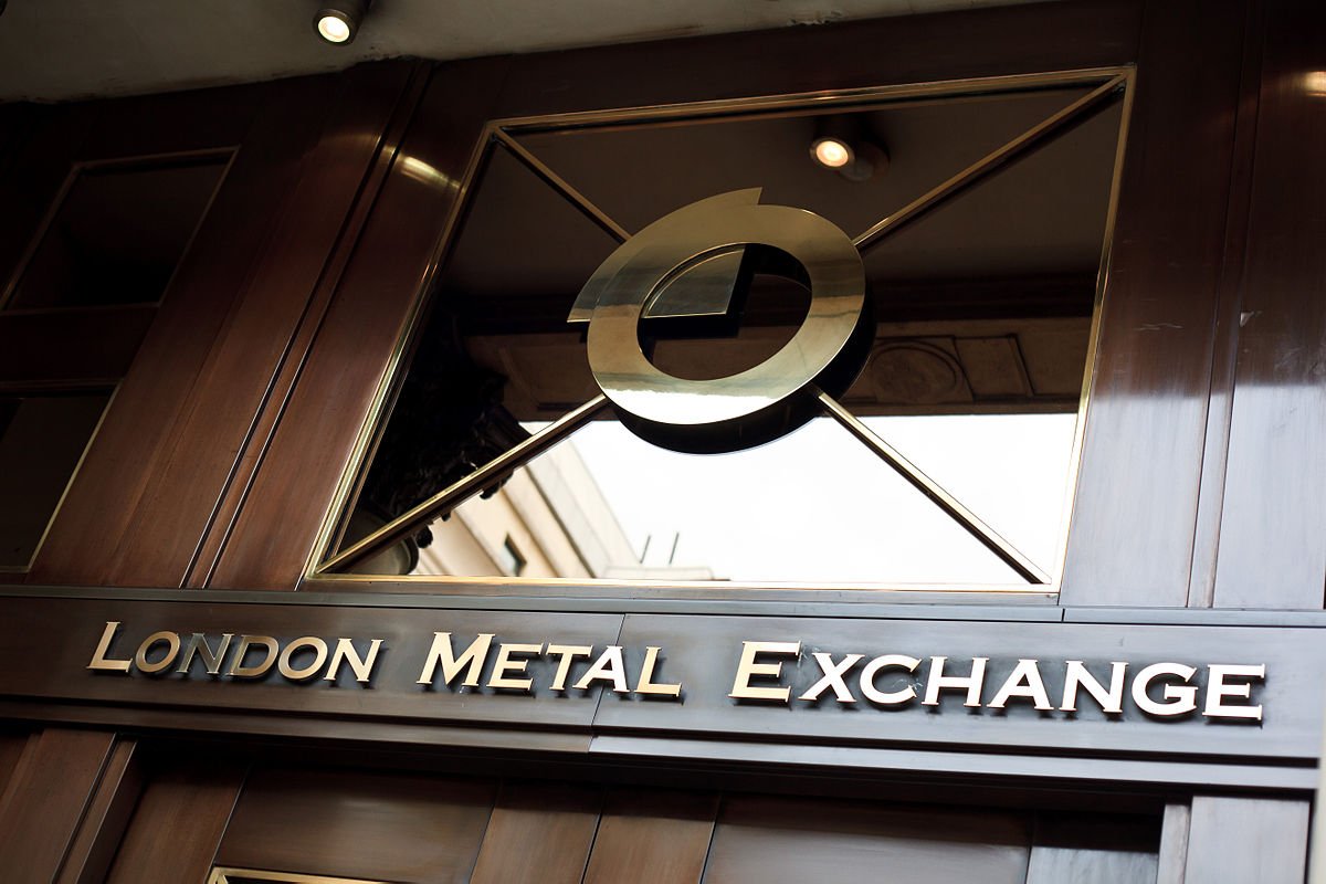 Bakır ve Çinko, Londra Metal Borsası Temel Metal Fiyatlarında Yükselişe Öncülük Ediyor